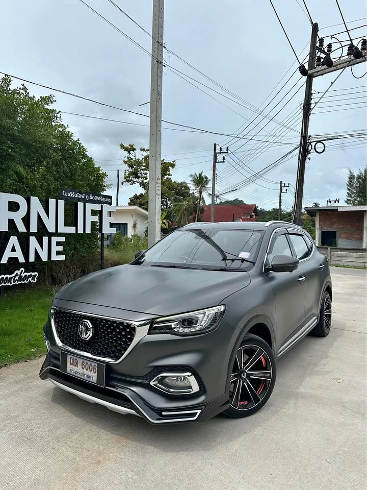 2020 MG HS 2