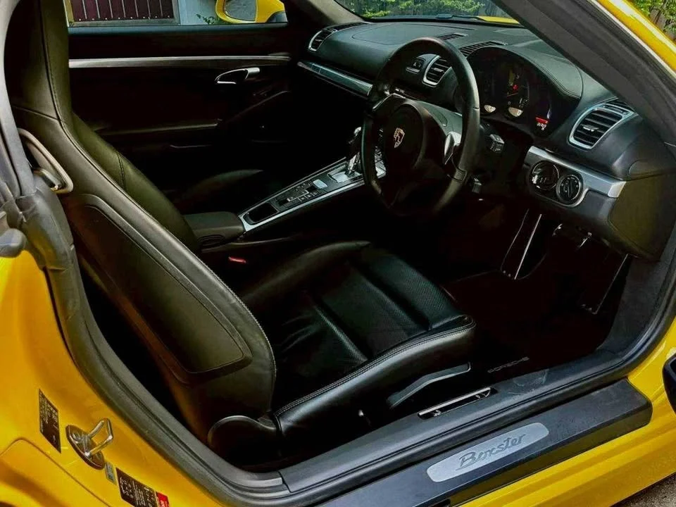 2013 Porsche Boxster and Cayman III 2