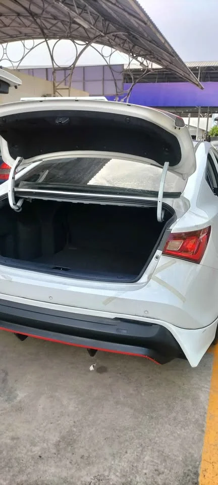 2019 MG 5 I  2