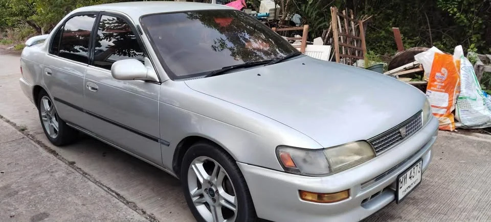 Toyota Corolla Altis VII (E100) 3