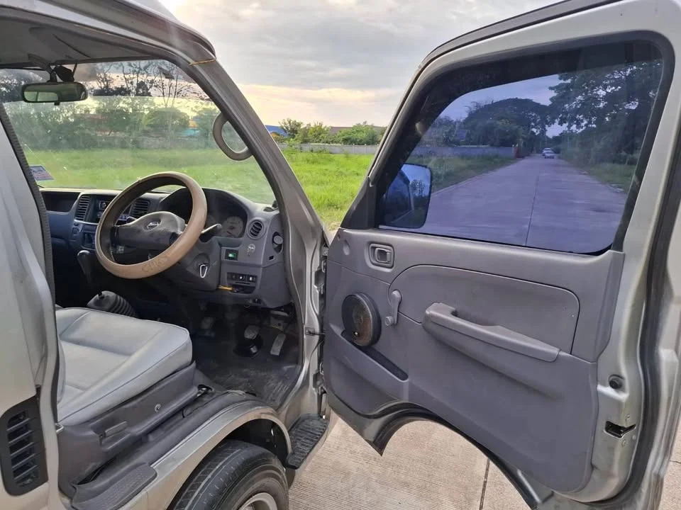2003 Nissan Urvan V (E25) 3