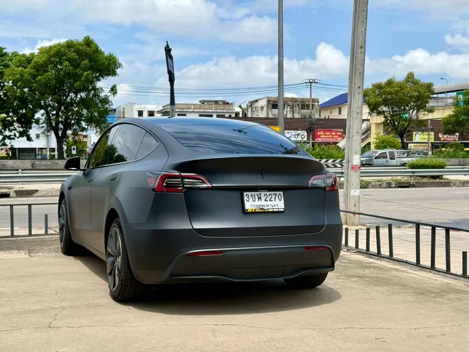 2023 Tesla Model Y 3