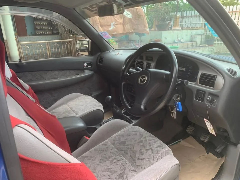 2004 Mazda 2500 Fighter V 3