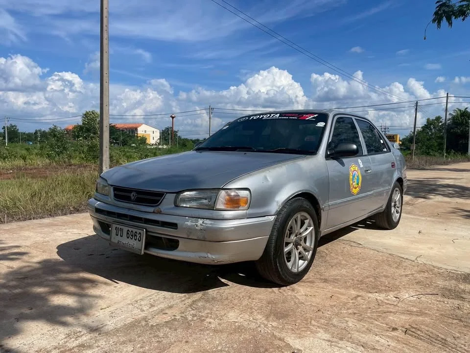 2005 Toyota Corolla Altis VIII (E110) 3