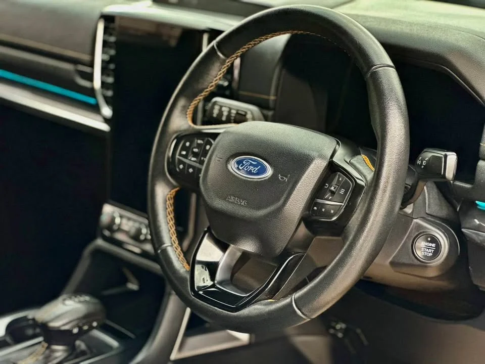 2023 Ford Everest III 2