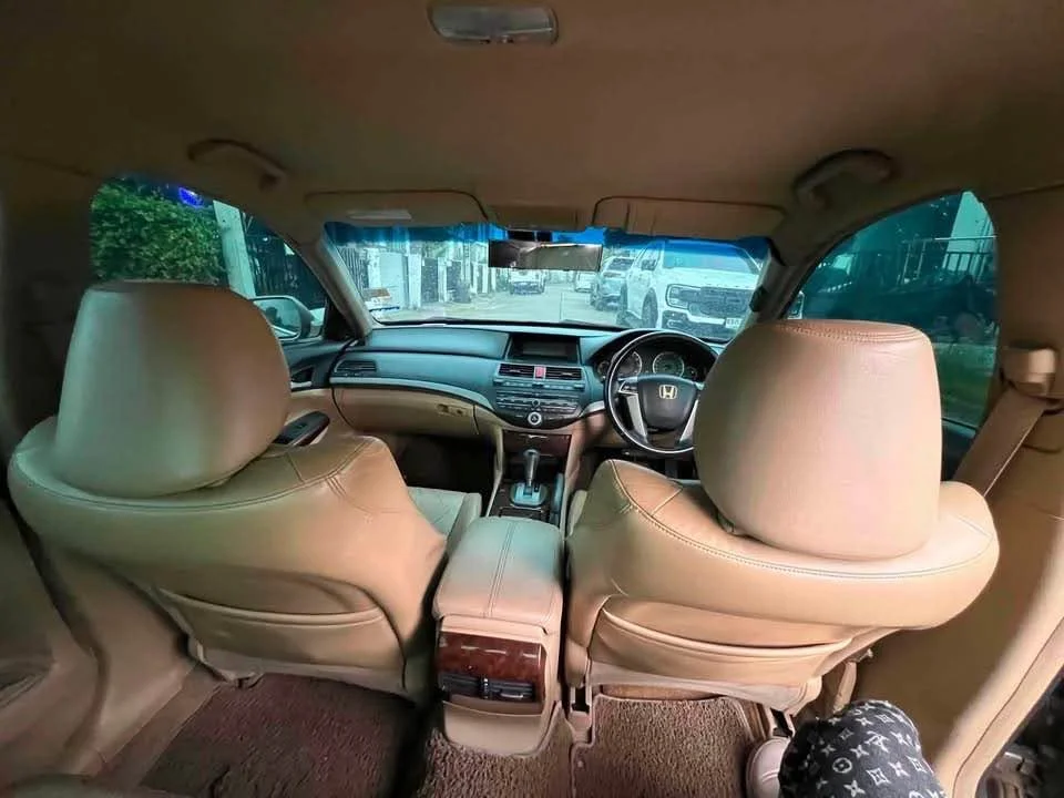 2009 Honda Accord VIII 3