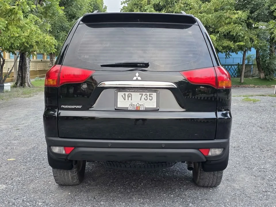 2010 Mitsubishi Pajero Sport II 2
