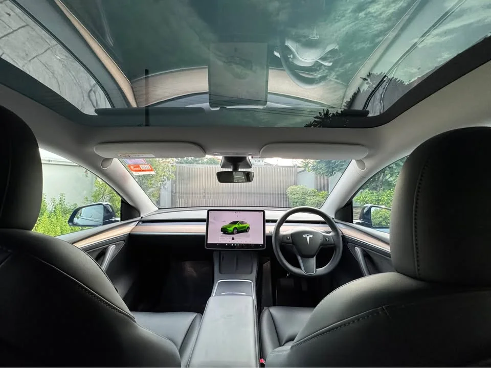 2023 Tesla Model Y 2