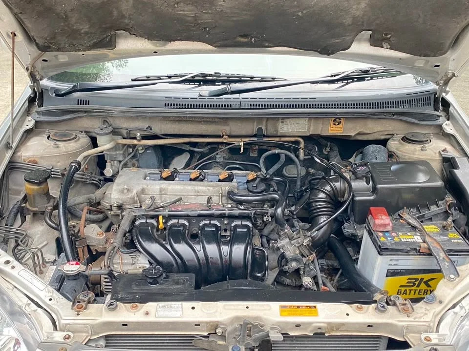 2004 Toyota Corolla Altis IX (E120) 3