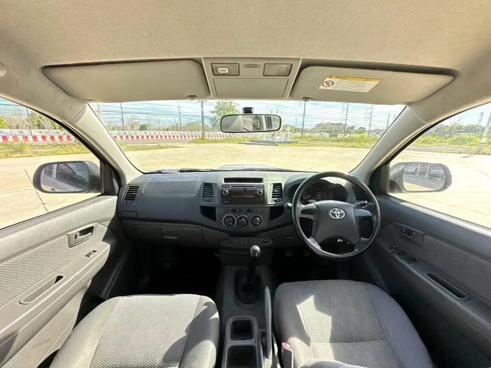 2014 Toyota Hilux VII 3
