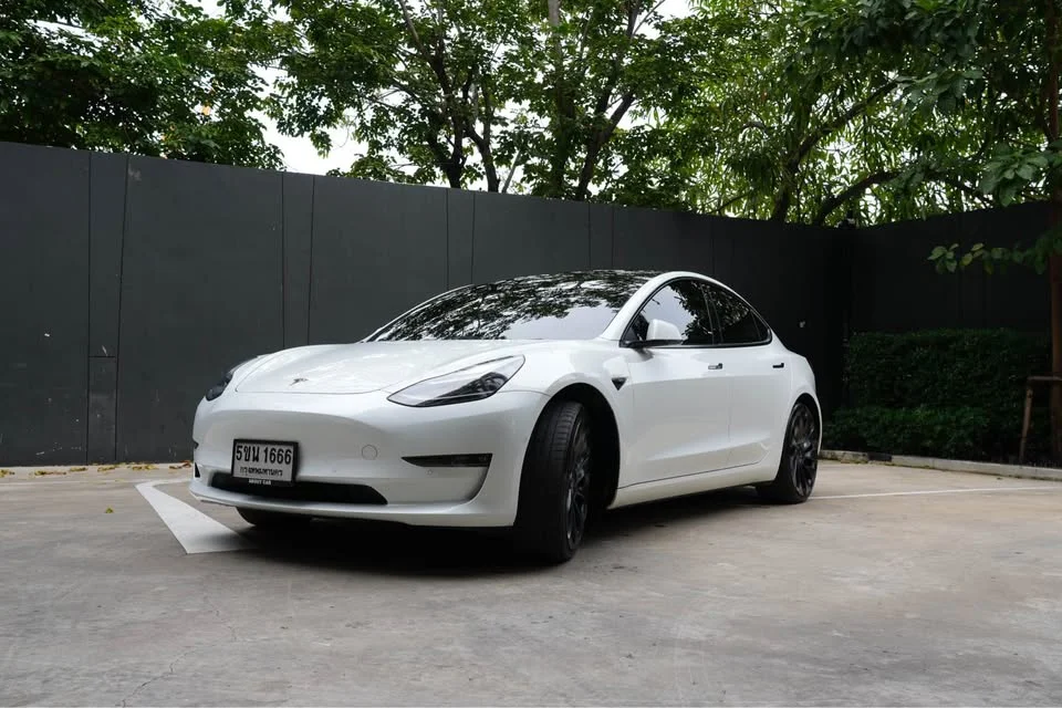 2022 Tesla Model 3 3