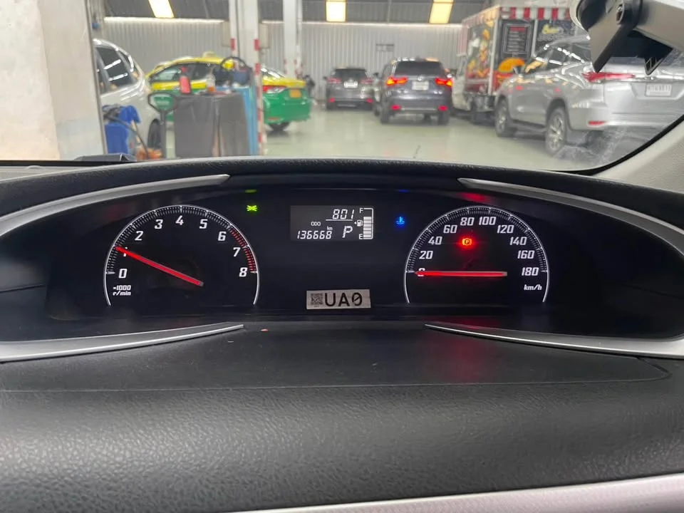 2018 Toyota Sienta II 2