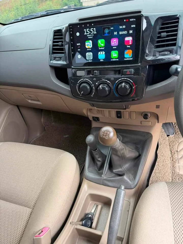 2012 Toyota Hilux VII 2