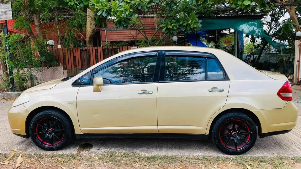 2008 Nissan Tiida I (C11) 3