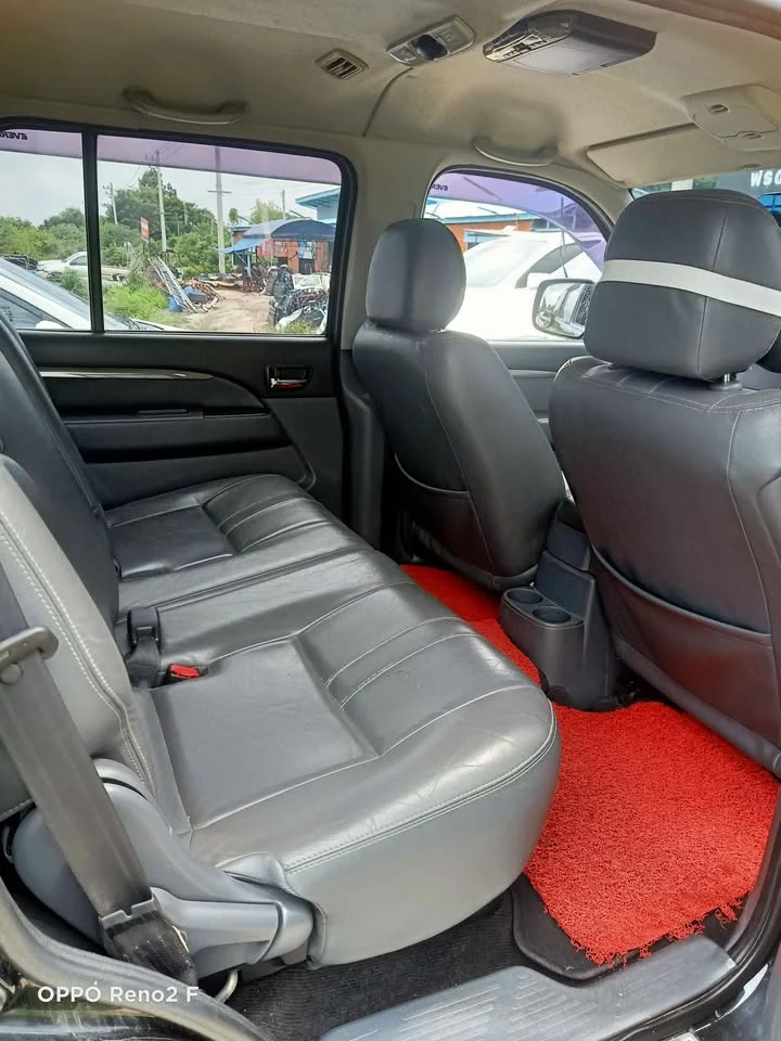 2014 Ford Everest I 3