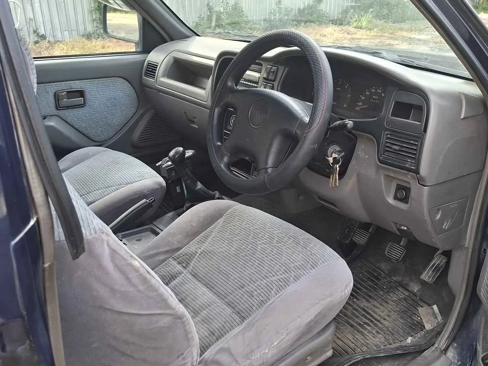 2001 Isuzu Faster Dragon Eyes III 3