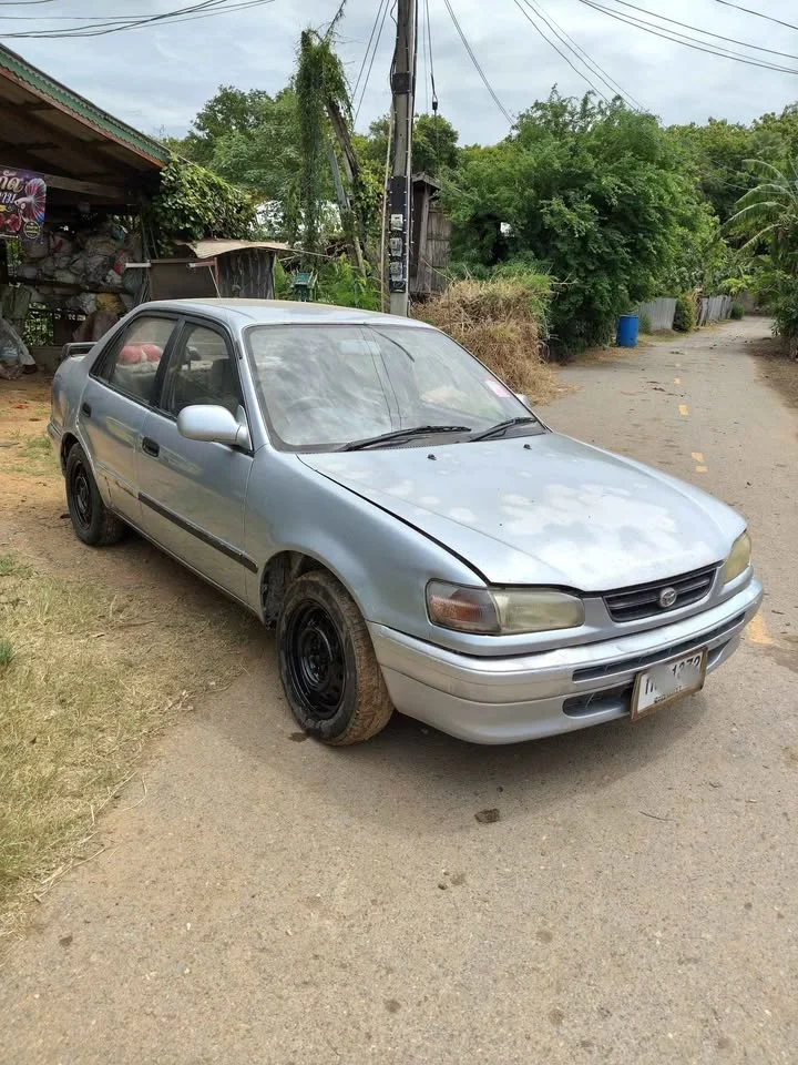 1990 Toyota Corolla Altis VIII (E110) 2