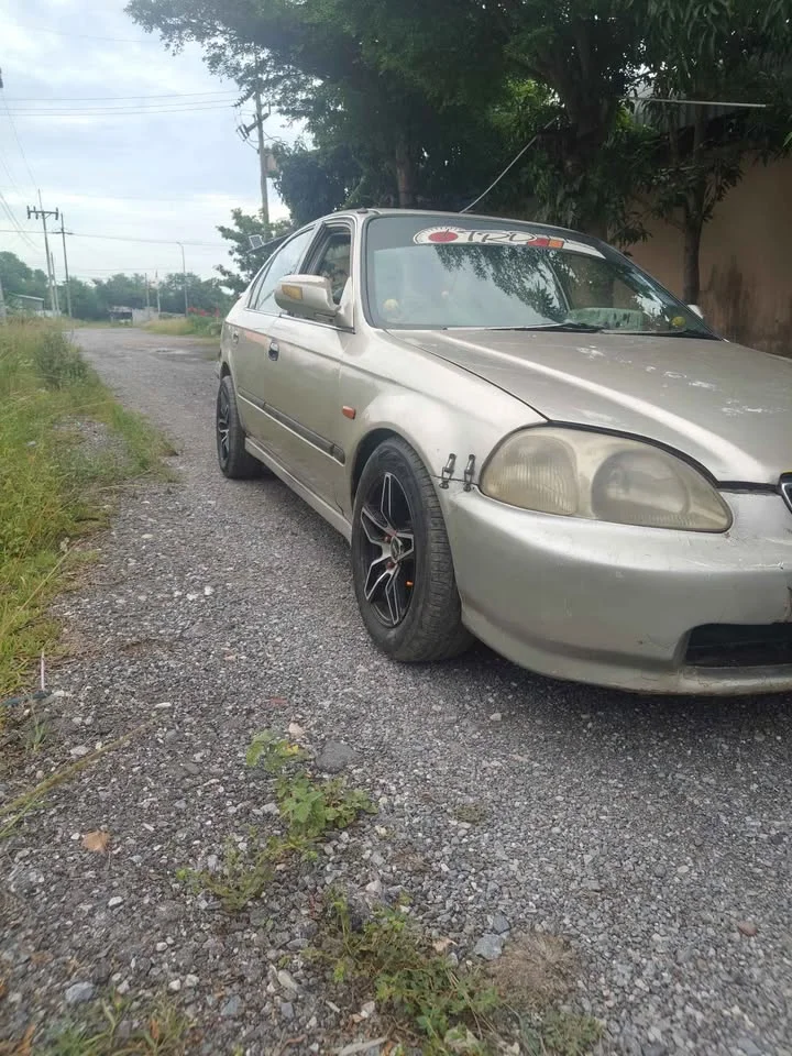 1997 Honda Civic VI 2