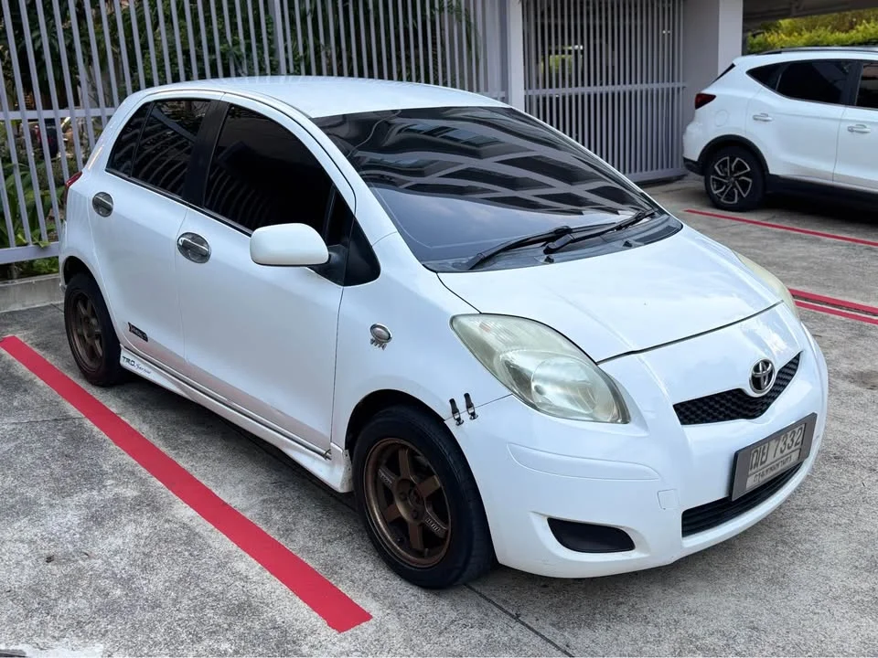 2009 Toyota Yaris II 3
