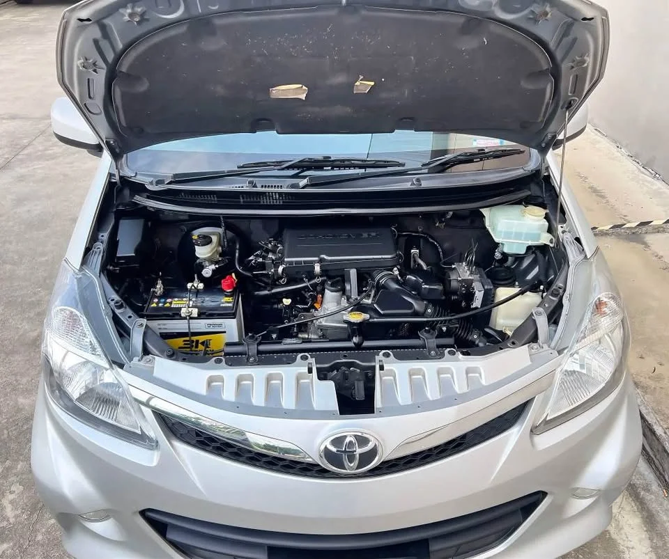 2012 Toyota Avanza II 2