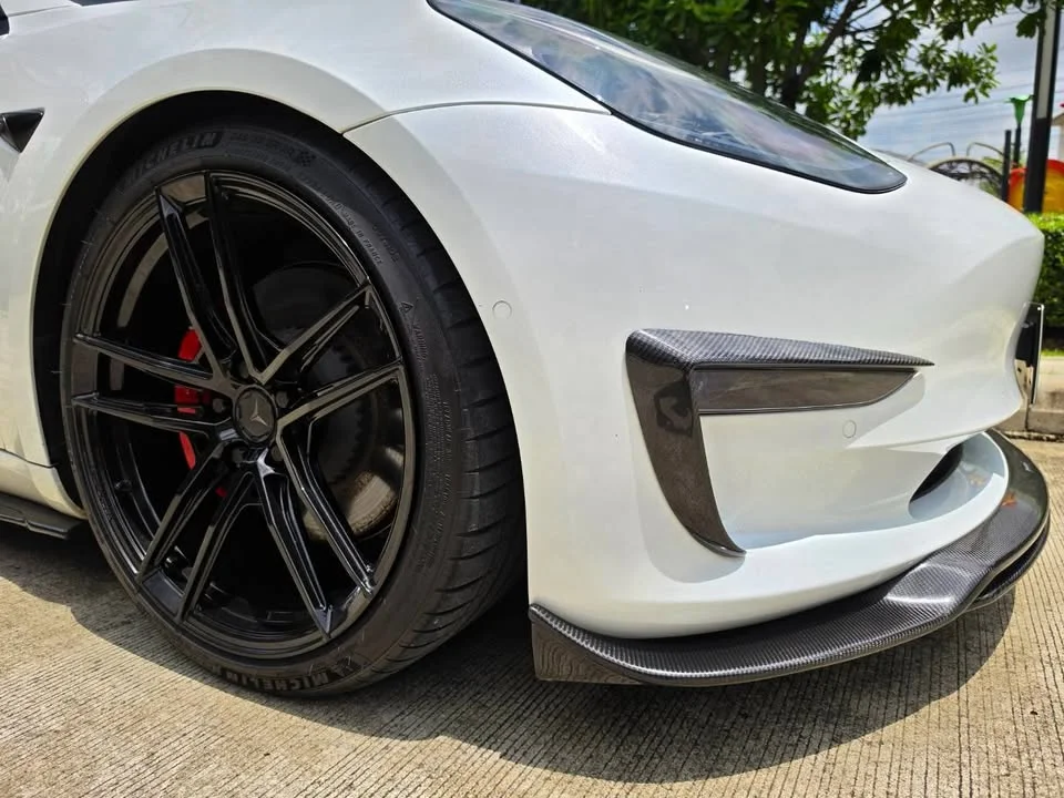 2023 Tesla Model 3 3
