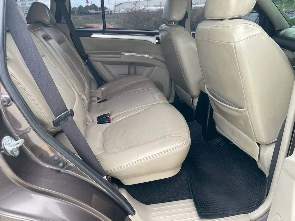 2012 Mitsubishi Pajero Sport II 3