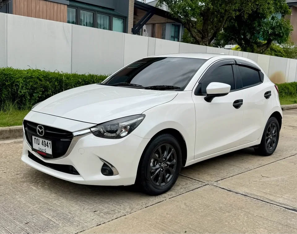 2017 Mazda 2 III 3