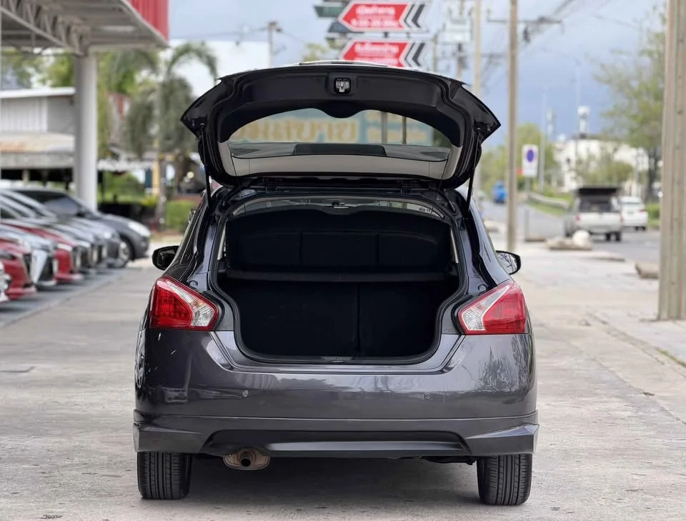 2013 Nissan Pulsar C13 3