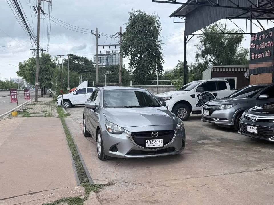 2015 Mazda 2 III 2