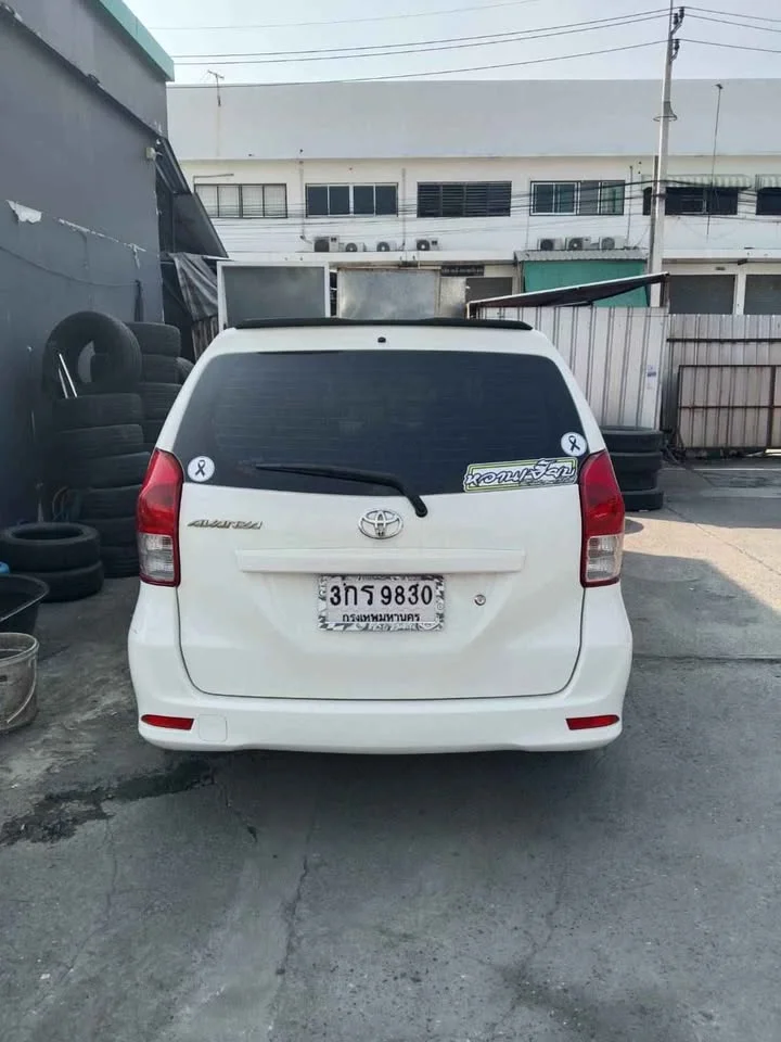 2014 Toyota Avanza II 2