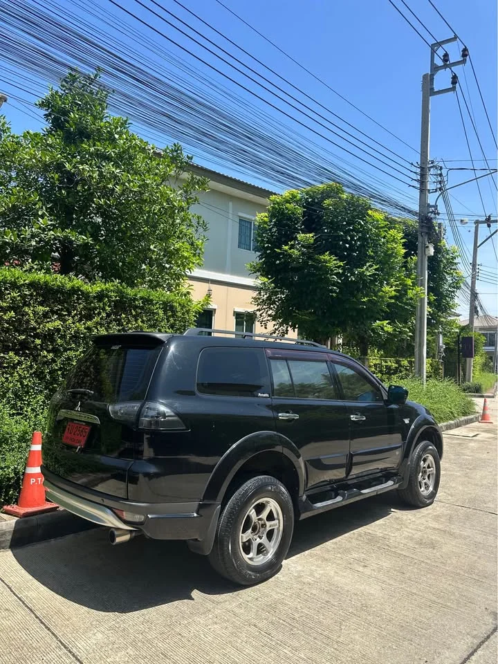 2009 Mitsubishi Pajero Sport II 2