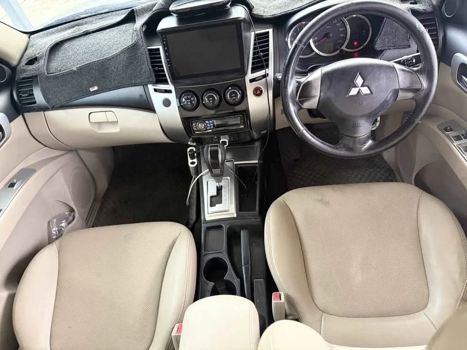 2009 Mitsubishi Pajero Sport II 3