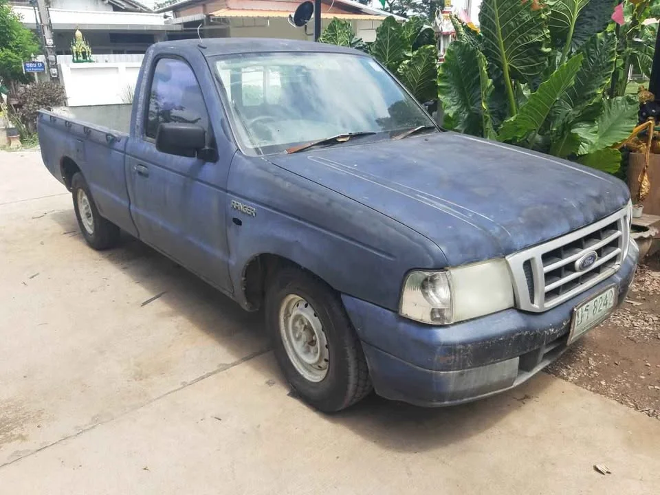 2003 Mazda 2500 Fighter V 2