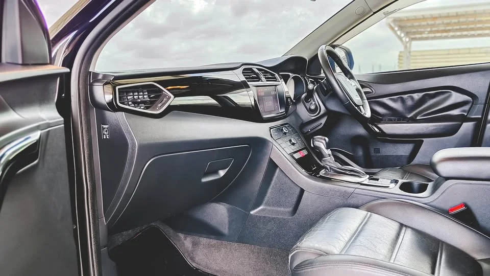 2017 MG GS 2
