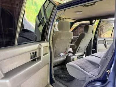 1996 Isuzu Trooper II 2