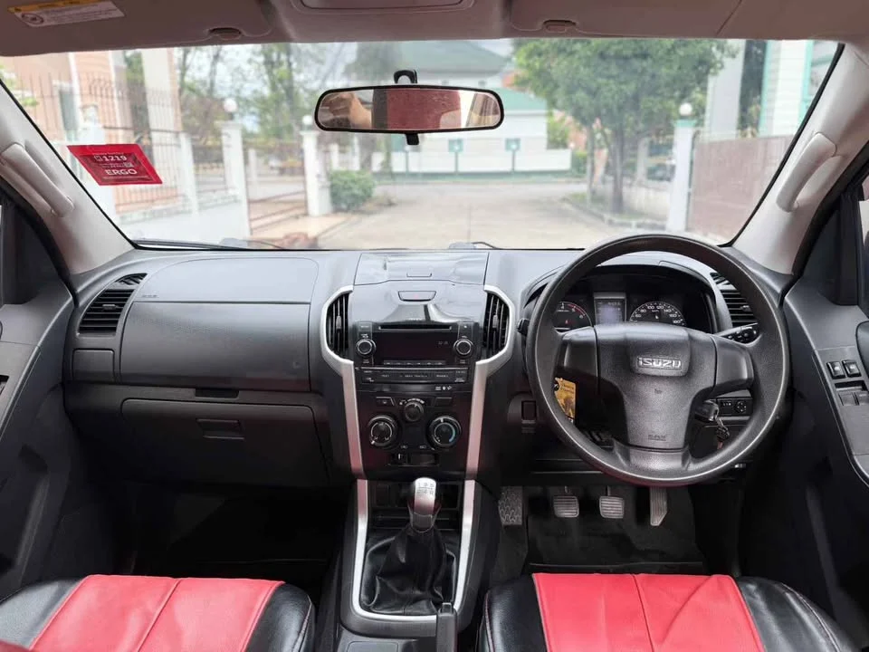 2015 Isuzu D-Max II (RT) 2