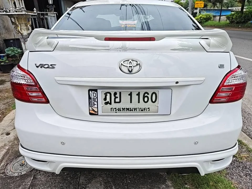 2010 Toyota Vios II 2