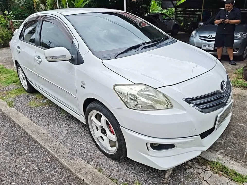 2010 Toyota Vios II 3