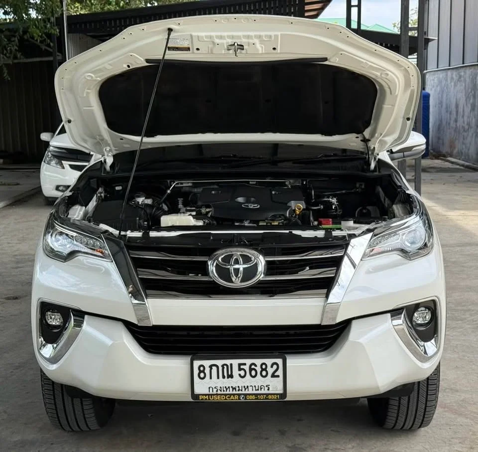 2019 Toyota Fortuner II 2