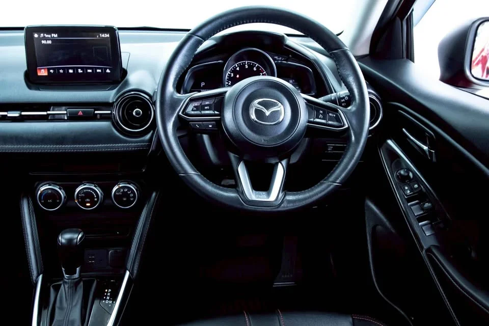 2019 Mazda 2 III 3