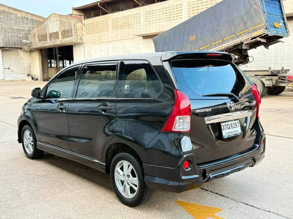 2014 Toyota Avanza II 2
