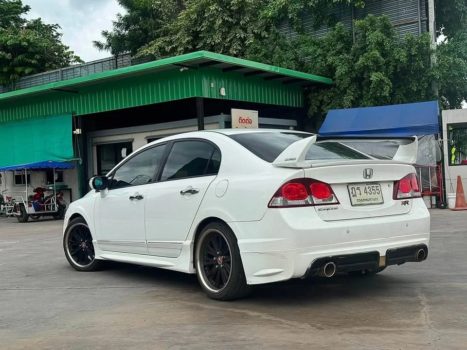 2010 Honda Civic VIII 2