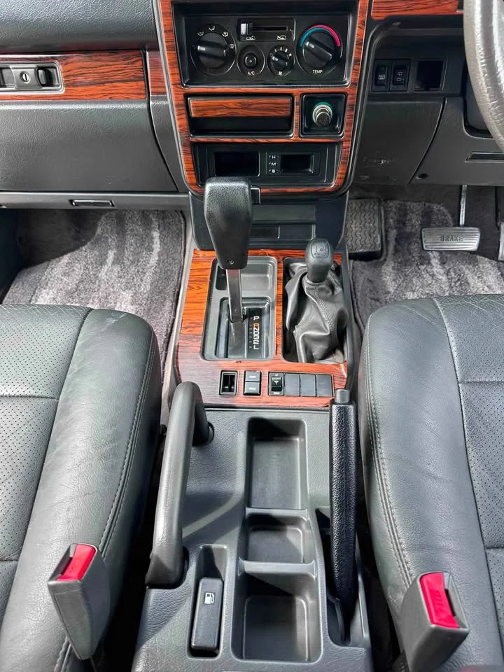 1995 Isuzu Trooper II 2