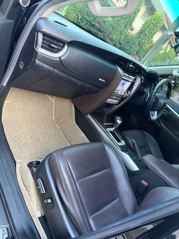 2021 Toyota Fortuner II 2