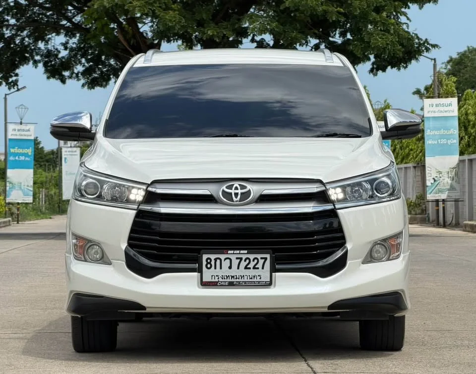 2020 Toyota Innova II 2
