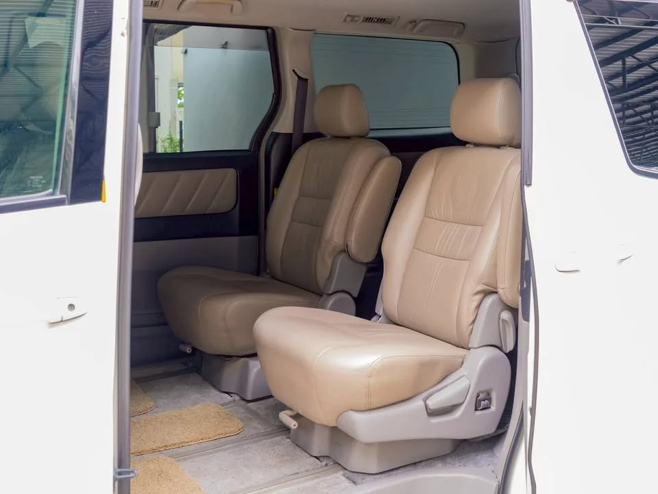 2010 Toyota Alphard, Vellfire I (AH10) 2