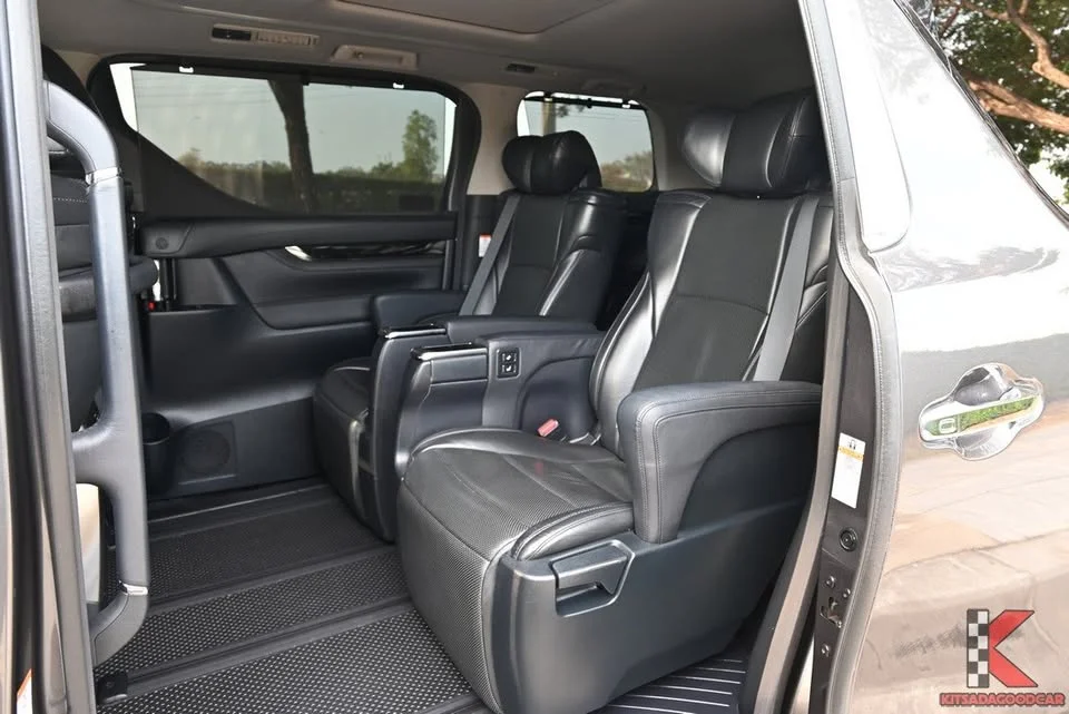 2017 Toyota Alphard, Vellfire III (AH30) 3