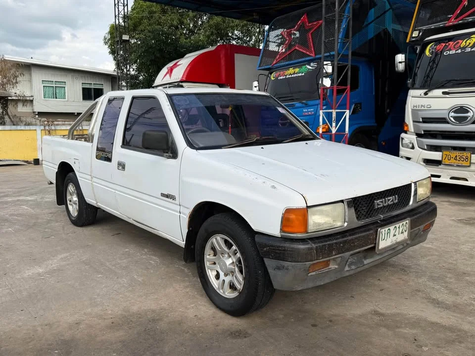 1992 Isuzu TFR III 3