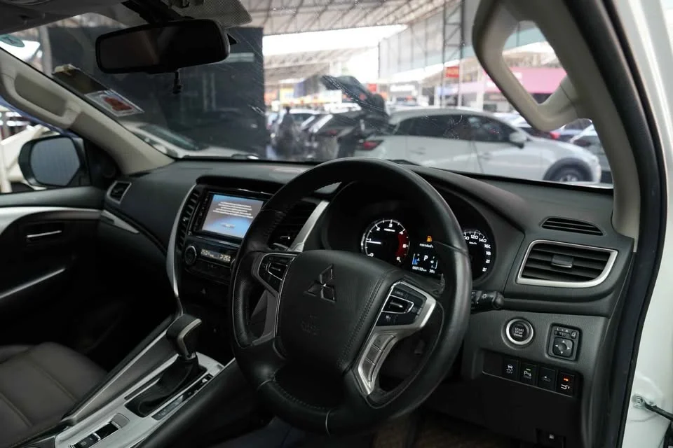 2019 Mitsubishi Pajero Sport III 2