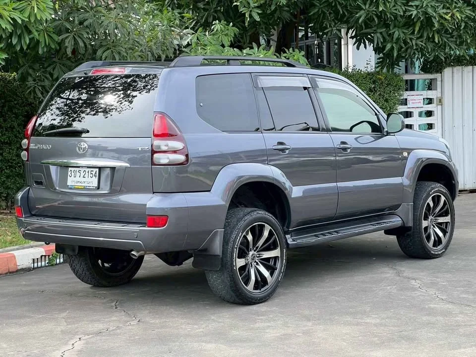 2005 Toyota Land Cruiser Prado J120 2
